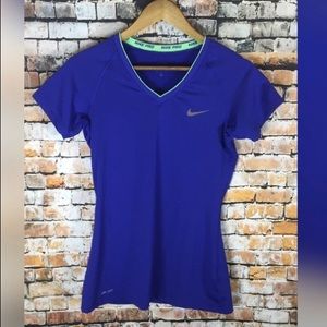 🌟3/$20 Nike Pro Dri-fit v-neck shirt